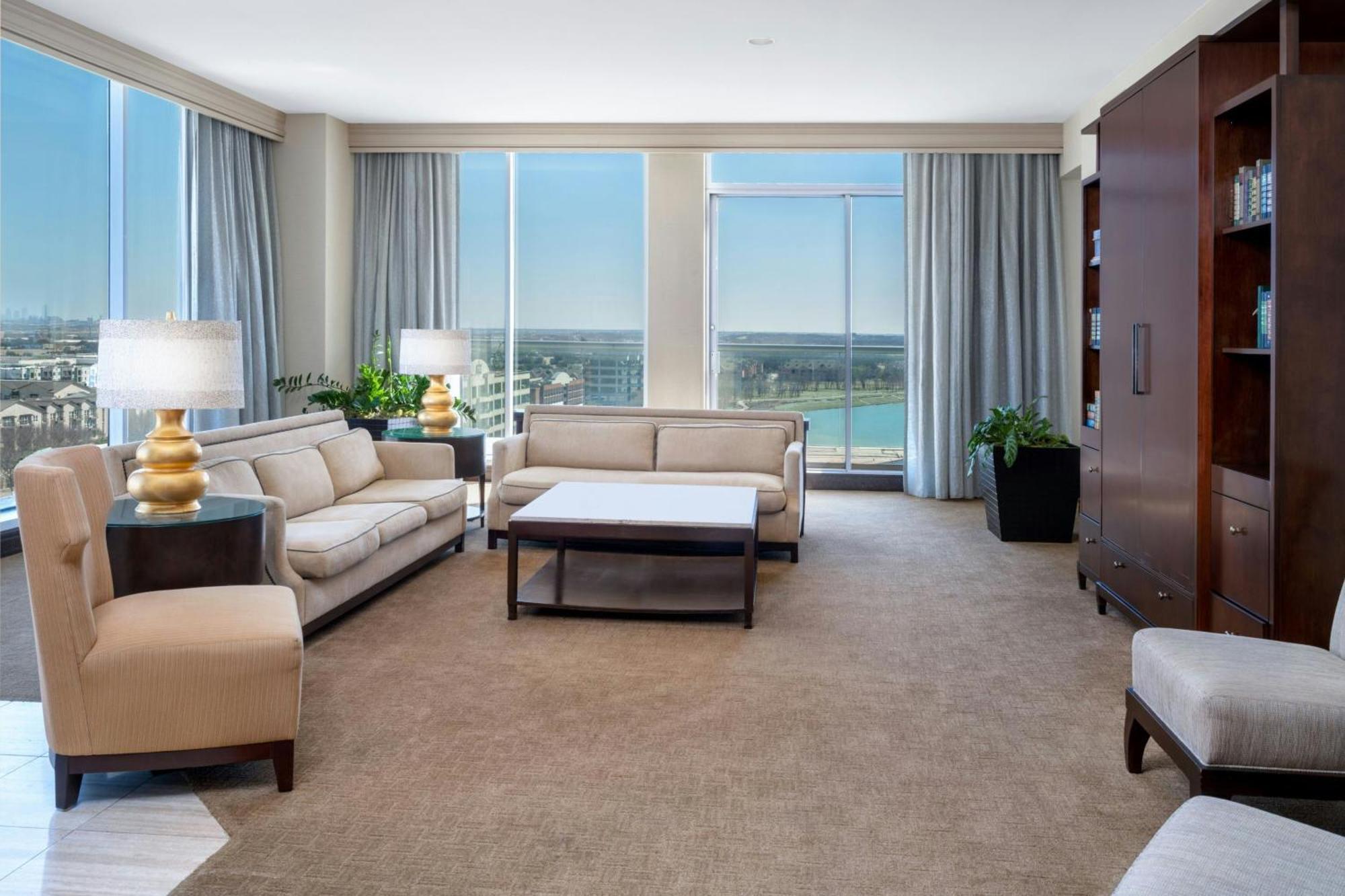 Renaissance Dallas North Hotel Farmers Branch Exterior foto